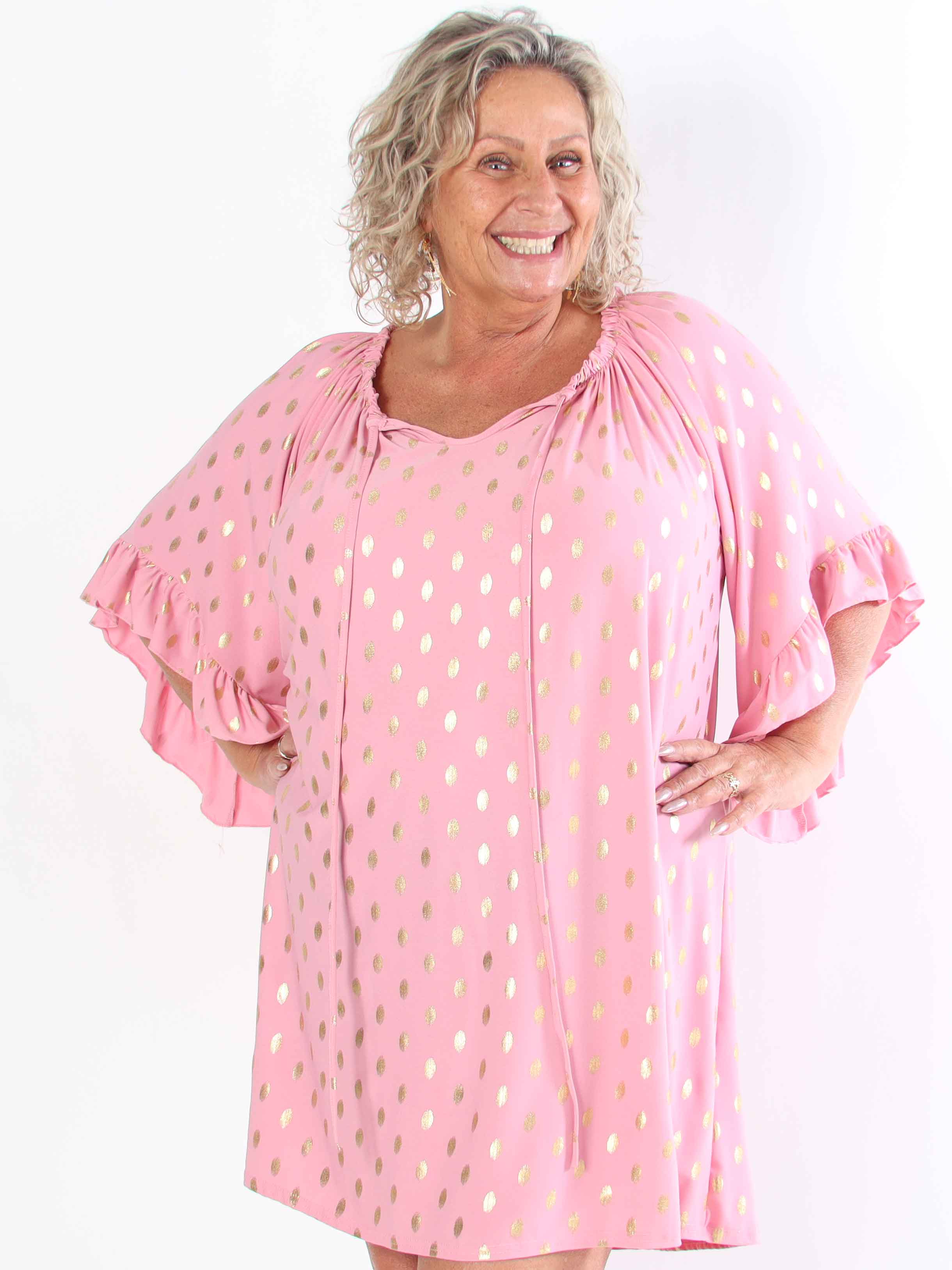 Yasma - Plus size tunikakjole med guld prikker og flæseærmer